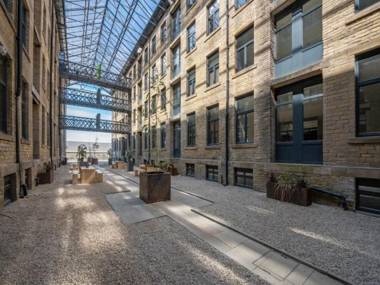 Luxury 4 bedroom apartment