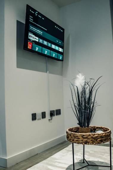 Bv Cosy Basement Apartment At Conditioning House