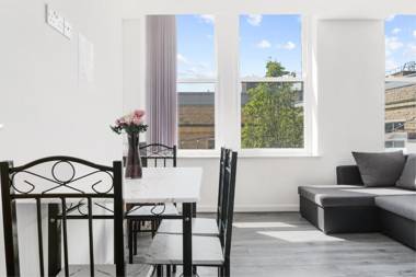 Stay Smiling- Bradford City Centre