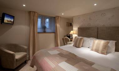 Lorne House Bed & Breakfast