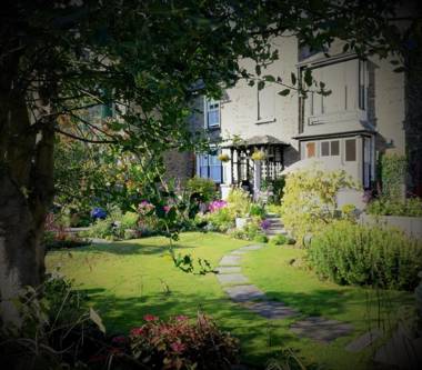 Puddle Duck Lodge – Adults Only