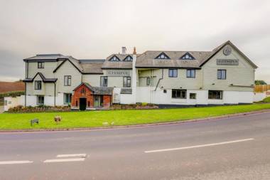 OYO The Gissons Hotel