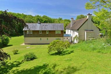 Osbornes Holiday House near Exeter with swimming pool