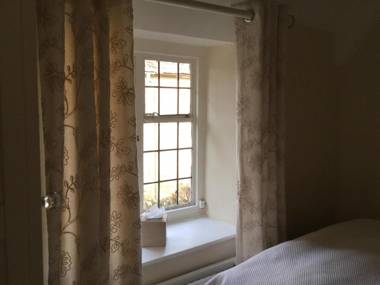 Bourton Croft Cottage