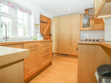 Newbury Cottage BOURTON ON THE WATER