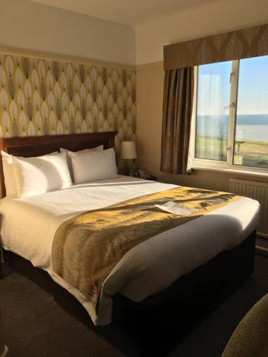 Commodore Hotel by Greene King Inns