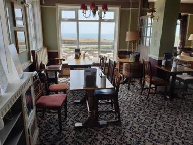 Commodore Hotel by Greene King Inns