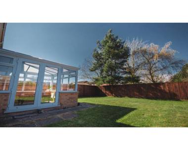 Rider Gardens Holiday House