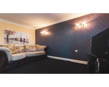 Rider Gardens Holiday House