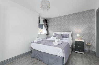 The Quayside Apartment Hotel