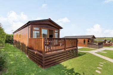 2 The Beeches Bodmin