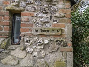 The Mouse House Blandford Forum