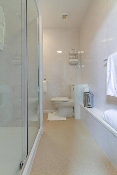 Valentine Lodge Over 25 Couples Only