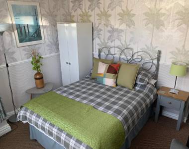 Chateau Dale Holiday Apartments