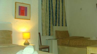 Wilsons Hotel - Blackpool Tower View