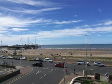 South Beach Kings Promenade Hotel