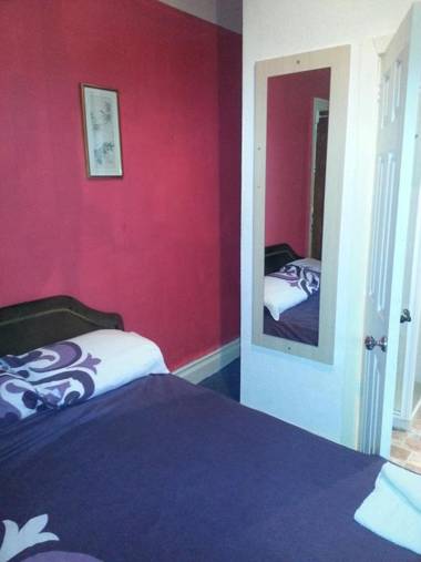 MyRoomz Jesmond International Hotel