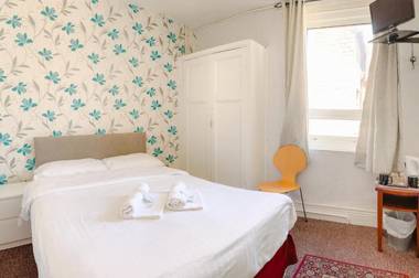 The Chimes on the Sea