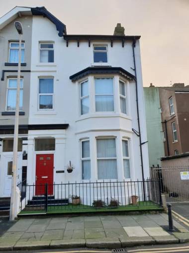 The Bromley Central Holiday Home - Blackpool Resort Collection