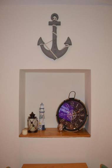 Central Cove Guesthouse