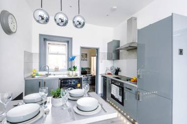 Empire Blackpool Apartments - Tyldesley Road