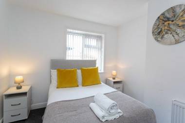 Cherry Property - Pineapple Suite