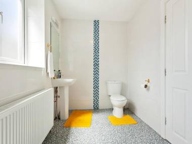 Cushy Apartment in Blackpool near Sea