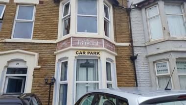 MyRoomz The Driftwood Hotel