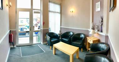 Empress Select Holiday Flats