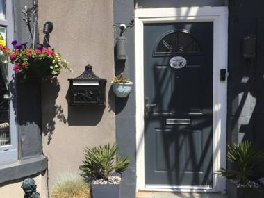 The Glenroy Guest House