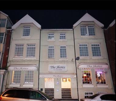 OYO The Shores Hotel