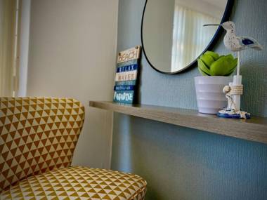 Clifton HOT TUB House by JETT Accommodation