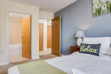 Mica Point City Centre Apartment