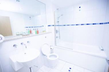 Spacious 1 Bed Apartment Birmingham City Centre