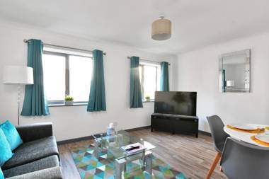 Xclusive Living Stay in City Centre Kings Court