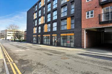 Xclusive Living Stay in City Centre The Qube