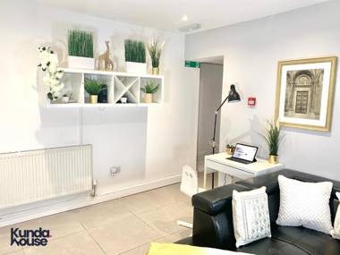 Kunda House Selly Oak