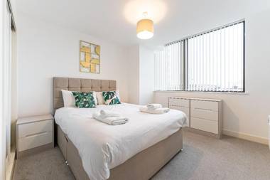 Seven Living Broadway Residences - Free Parking