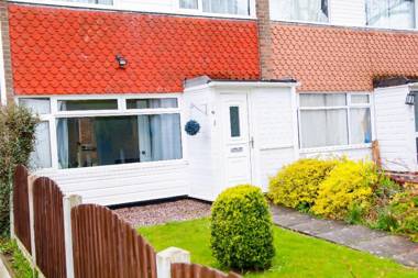 Newly Refurbished 3 Bedroom House B32 Area