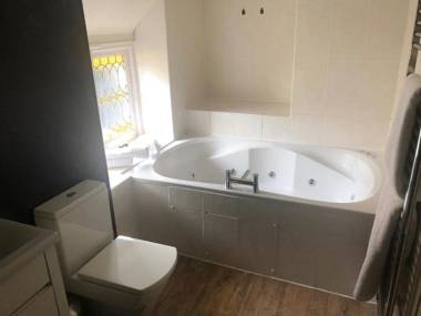 The Hoops Inn & Country Hotel