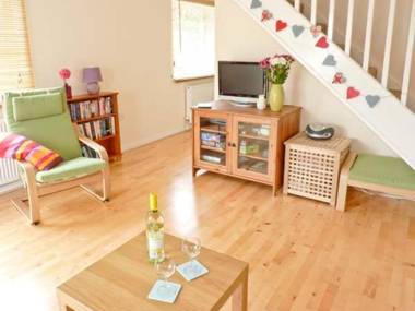 15 Forest Park Lodges