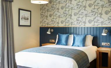 Red Lion Hotel by Greene King Inns