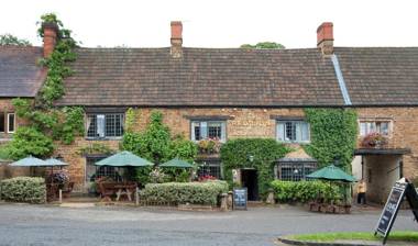 Red Lion Hotel by Greene King Inns