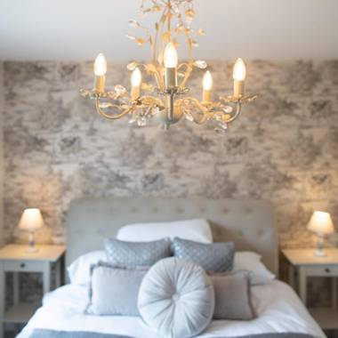 New Build 5 Bedroom Detached House With Parking