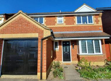 Serviced Accommodation in Bicester Merganser Drive