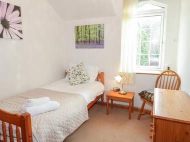 No 1 Railway Cottages