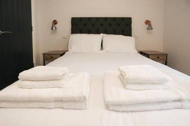 No1 Luxury Service Apartments