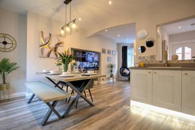 The Peace Wall Boutique