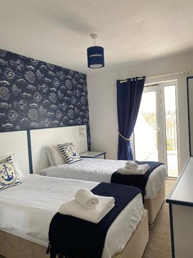 The Harbour Bar & Bistro