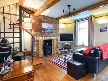 Hafan Fach (Small Haven)